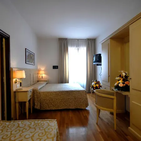 Hotel Grand Duomo Pisa