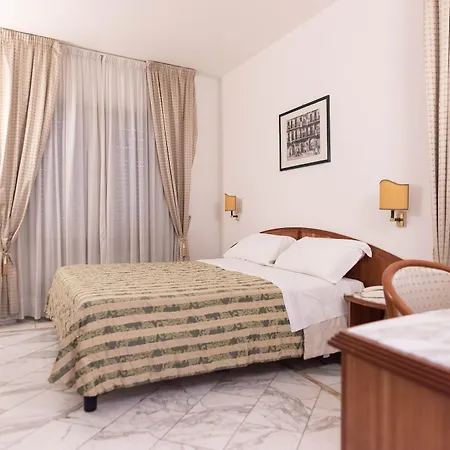 Hotel Grand Duomo 4*